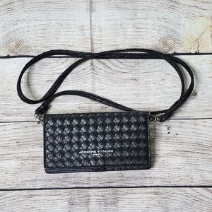 Adrienne Vittadini Black Woven charging crossbody wallet